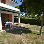 Two-level Flat With Shared Pool Lejlighed Bibione