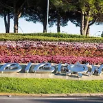 Two-level Flat With Shared Pool Bibione