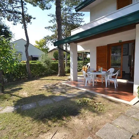 Two-level Flat With Shared Pool Bibione