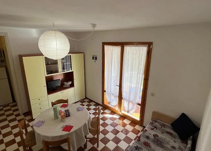 Two-level Flat With Shared Pool Bibione
